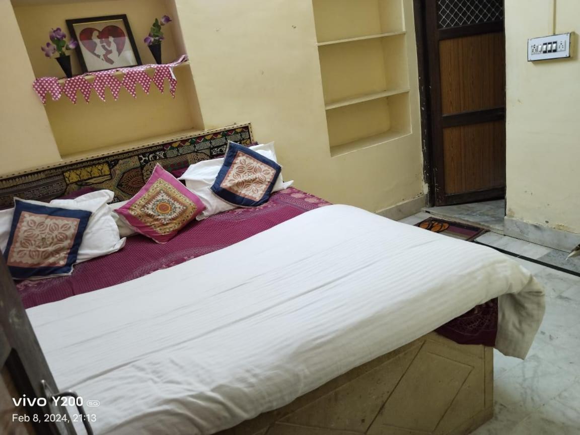 Neem Guest House ไจซัลเมอร์ ภายนอก รูปภาพ