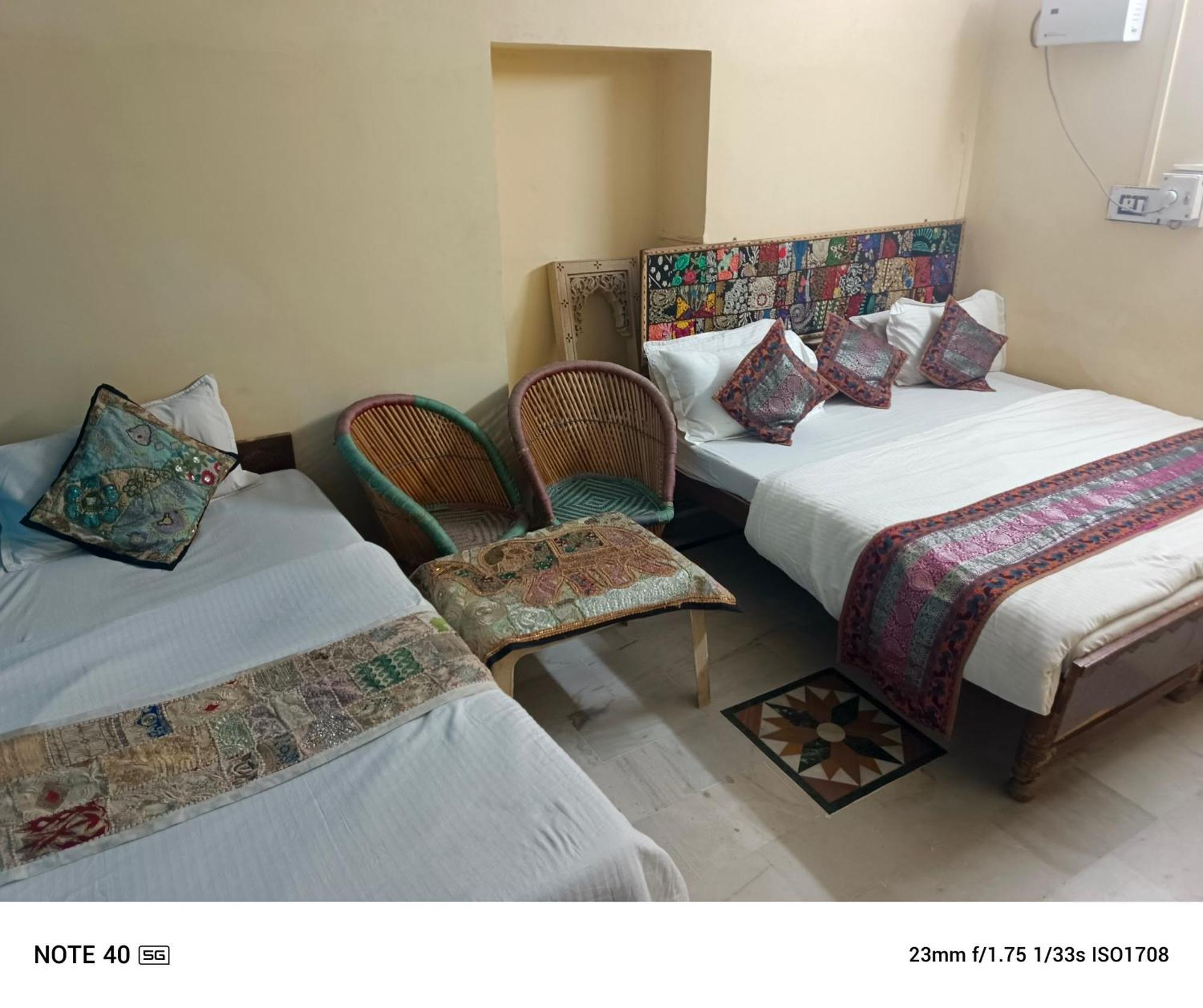 Neem Guest House ไจซัลเมอร์ ภายนอก รูปภาพ
